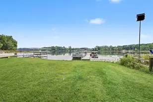 52808 Bay Dr, Grand Junction, MI 49056 - Photo 22