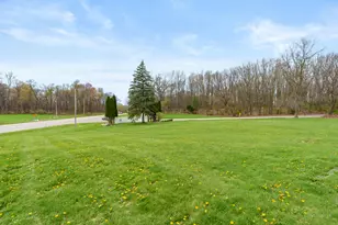 135 Golf View Dr, Plainwell, MI 49080 - Photo 42