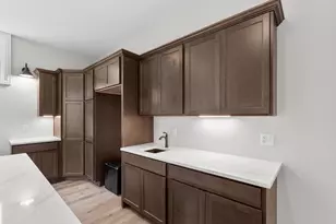 135 Golf View Dr, Plainwell, MI 49080 - Photo 16