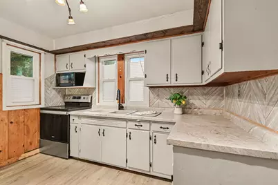 126 Orleans Avenue, Battle Creek, MI 49015 - Photo 12
