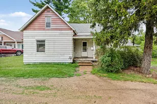 422 Western Ave, Allegan, MI 49010 - Photo 1