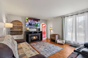 52 W Pine St, Fremont, MI 49412 - Photo 6