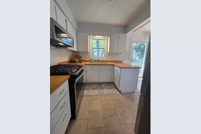 1422 Lake Avenue, Portage, MI 49002 - Photo 6