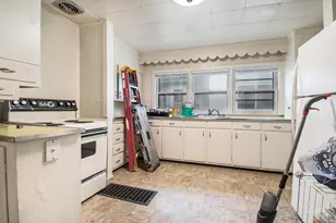 110 Woodward Ave, Kalamazoo, MI 49007 - Photo 30