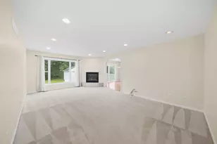 1239 Breezy Ln, Jackson, MI 49201 - Photo 8