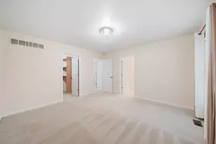 1239 Breezy Ln, Jackson, MI 49201 - Photo 14