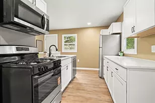 116 Adaline Ave, Battle Creek, MI 49017 - Photo 8