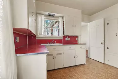 401 W Keech Avenue, Ann Arbor, MI 48103 - Photo 8
