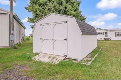 10010 S Beech Avenue, Howard City, MI 49329 - Photo 28