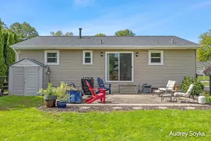 237 Roberta Jayne Dr SE, Lowell, MI 49331 - Photo 26