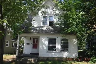 457 Clinton Ave, Kalamazoo, MI 49001 - Photo 1