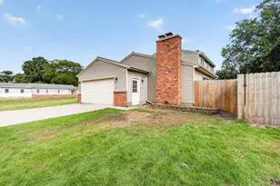2089 Southwood Ave, Norton Shores, MI 49441 - Photo 34