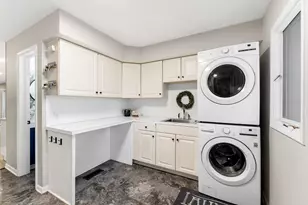 2305 Leffingwell Ave NE, Grand Rapids, MI 49525 - Photo 24