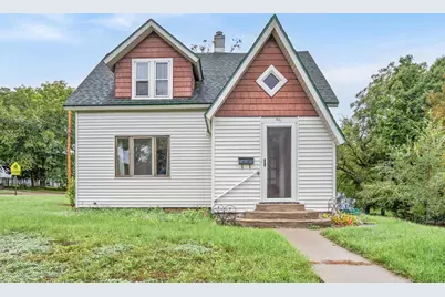 401 Rose Avenue, Big Rapids, MI 49307 - Photo 2