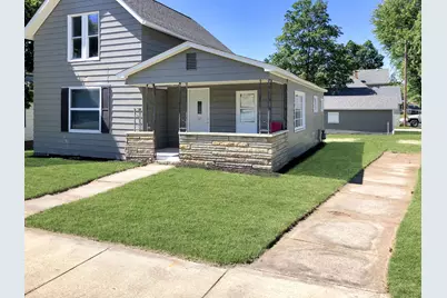 404 W Saint Joseph Street, Watervliet, MI 49098 - Photo 1