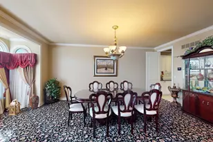 32576 Sanctuary Ct, Farmington Hills, MI 48336 - Photo 8