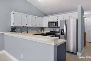4592 Whisperwood Ct SE, Kentwood, MI 49508 - Photo 8
