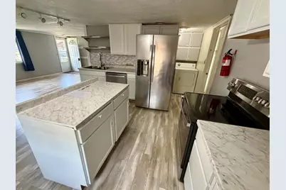 819 S Prospect Court, Watervliet, MI 49098 - Photo 18