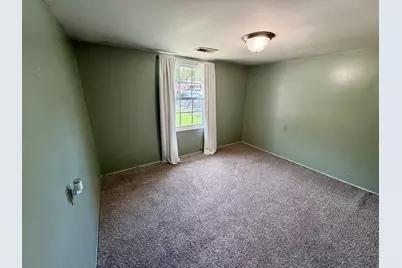 819 S Prospect Court, Watervliet, MI 49098 - Photo 20