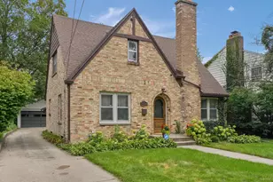 1340 Giddings Ave SE, Grand Rapids, MI 49506 - Photo 1
