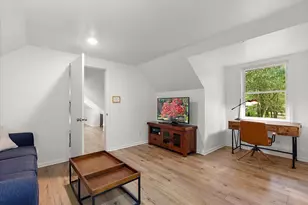 997 Singapore Dr, Saugatuck, MI 49453 - Photo 16