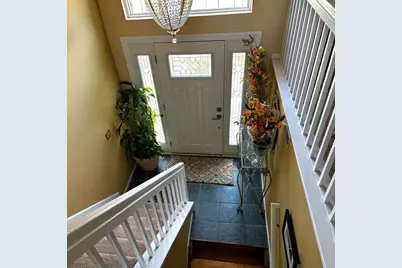 558 Thornhill Court, Belleville, MI 48111 - Photo 8