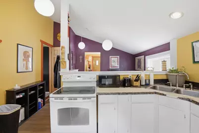 413 N 6th Street, Grand Haven, MI 49417 - Photo 8