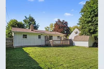 221 Cloverland Drive, Lansing, MI 48910 - Photo 22