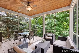 4260 S Oak Pointe Ct NE, Grand Rapids, MI 49525 - Photo 18