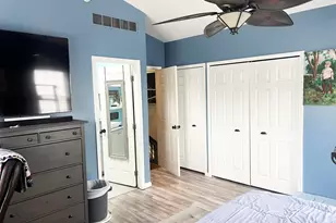 7410 Lochmoor Dr, Ypsilanti, MI 48197 - Photo 14