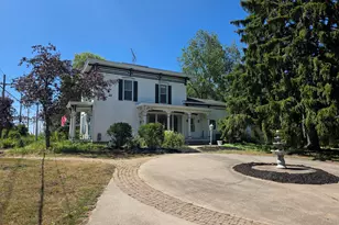 427 S Main Street NE, Cedar Springs, MI 49319 - Photo 2