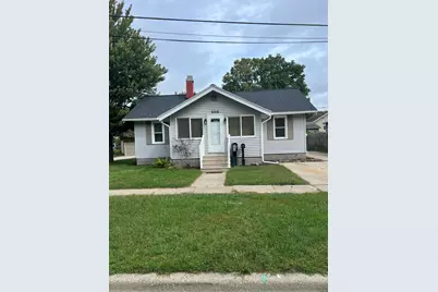 208 N Jackson Street, Spring Lake, MI 49456 - Photo 2