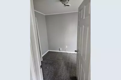 5049 Lafontaine Street, Detroit, MI 48236 - Photo 12