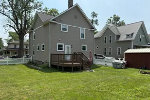 307 Perry St, Albion, MI 49224 - Photo 30