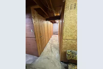 75 S Liberty Street, Belleville, MI 48111 - Photo 34