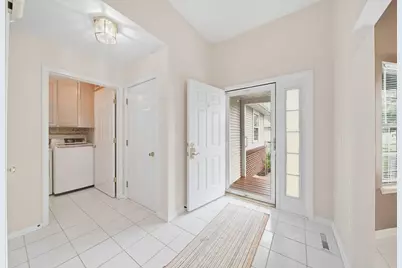 846 E Barrington Circle, Jackson, MI 49203 - Photo 14