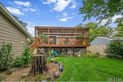 324 Elizabeth Dean Drive SE, Lowell, MI 49331 - Photo 28