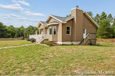 8616 S 72nd Avenue, Montague, MI 49437 - Photo 2