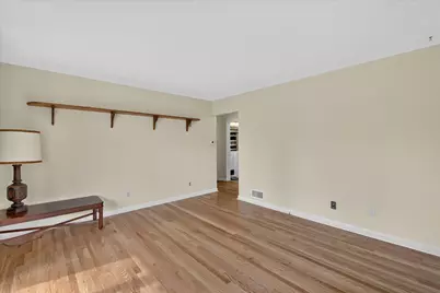 1920 Langley Avenue, Saint Joseph, MI 49085 - Photo 8