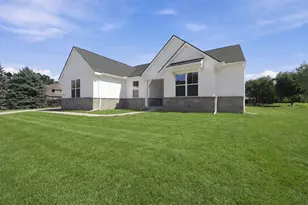 28510 Coyote Ct, New Hudson, MI 48165 - Photo 56