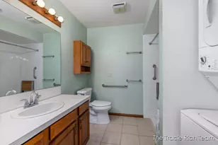 2142 Remington Way NE, Grand Rapids, MI 49505 - Photo 18