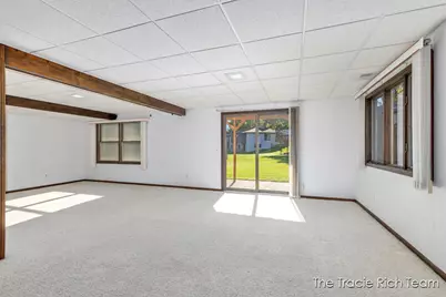 2142 Remington Way NE, Grand Rapids, MI 49505 - Photo 24
