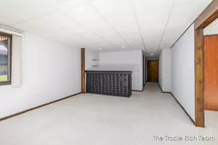 2142 Remington Way NE, Grand Rapids, MI 49505 - Photo 22