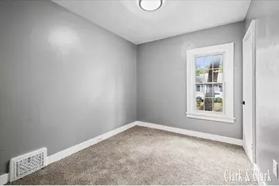 2044 Wood Street, Muskegon Heights, MI 49444 - Photo 10