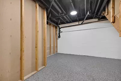 1652 Charleston Avenue, Pontiac, MI 48340 - Photo 36
