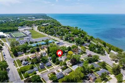 314 Wallace Avenue, Saint Joseph, MI 49085 - Photo 12