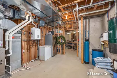 4350 S Oak Pointe Court NE, Grand Rapids, MI 49525 - Photo 50