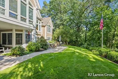 4350 S Oak Pointe Court NE, Grand Rapids, MI 49525 - Photo 4