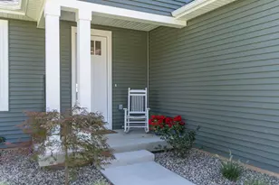820 Chloe Jane Ave, Portage, MI 49024 - Photo 4