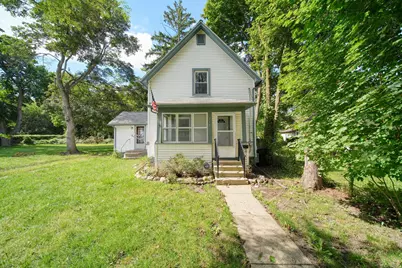 718 N Blackstone Street, Jackson, MI 49202 - Photo 1